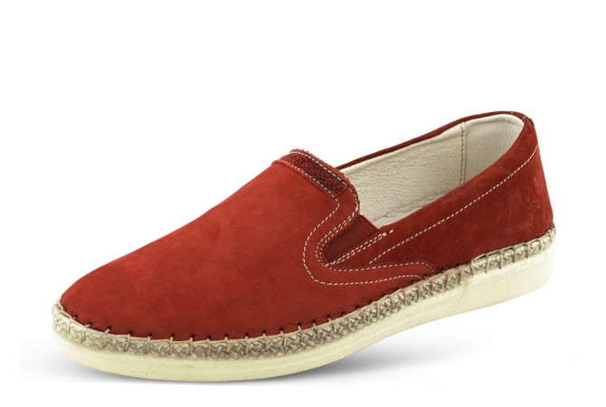 Γυναικεία παπούτσια με λάστιχο σε κόκκινο 